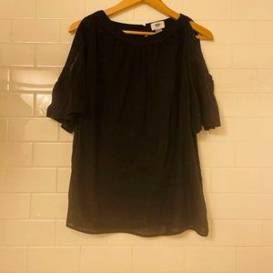 OLD NAVY COLD SHOULDER SHIRT